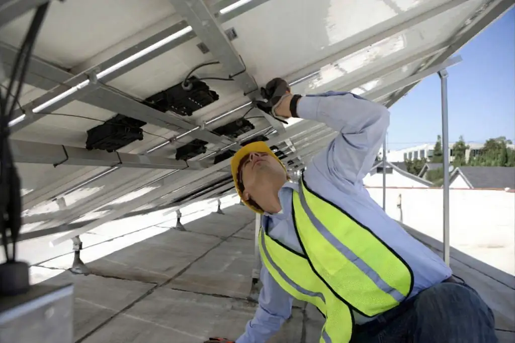solar panel repair, cleaning services, cleaning services in colorado